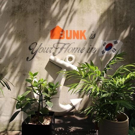 Bunk Guesthouse Hongdae Seoul Exterior foto